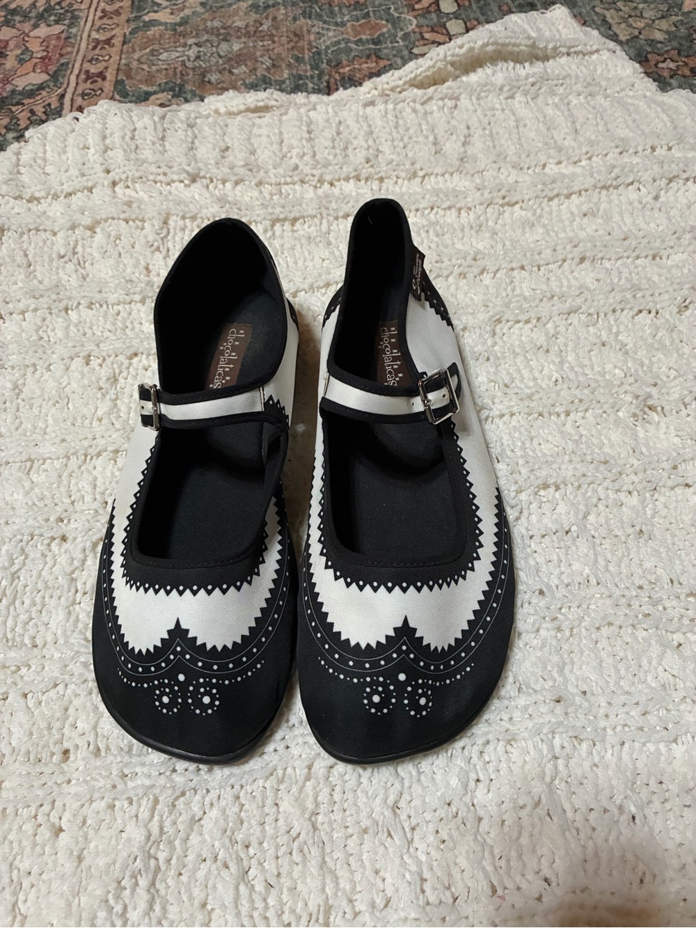 Hot chocolates Two-Tone Black and White Mary Jane Flats with Decorative Trim